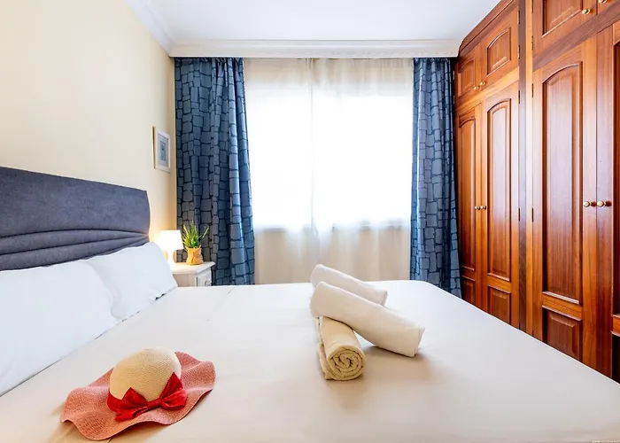 Tropical Position * Los Cristianos (Tenerife)