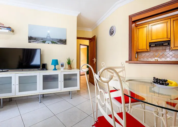 Tropical Position Apartment *