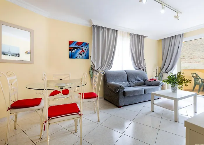 Tropical Position * Los Cristianos (Tenerife)